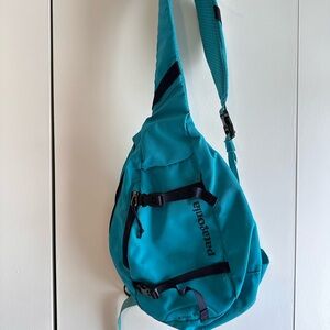 PATAGONIA - 8L Atom Sling Hiking Backpack in Teal